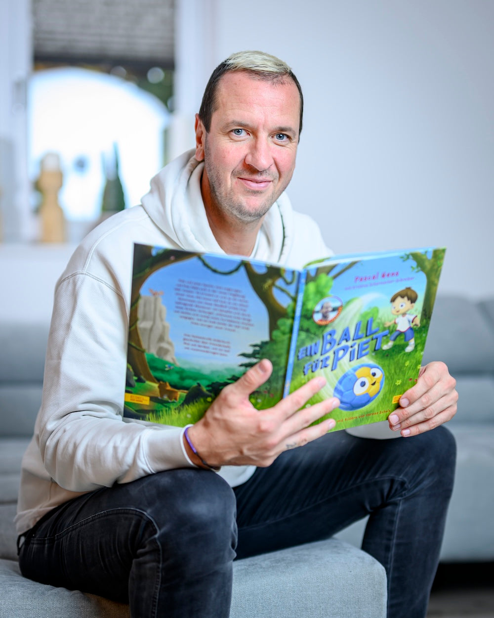 Ein Ball für Piet: Gebundene Ausgabe