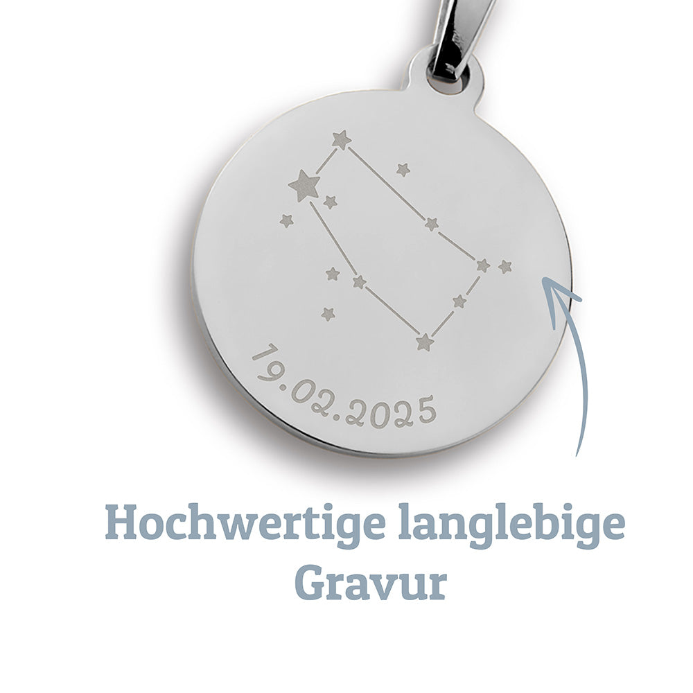 Kettenanhänger mit Sternzeichengravur und Datum 