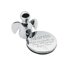 Kleiner Schutzengel aus poliertem Edelstahl mit Diamantgravur, personalisierbar als wertvolle Aufmerksamkeit zum Muttertag.